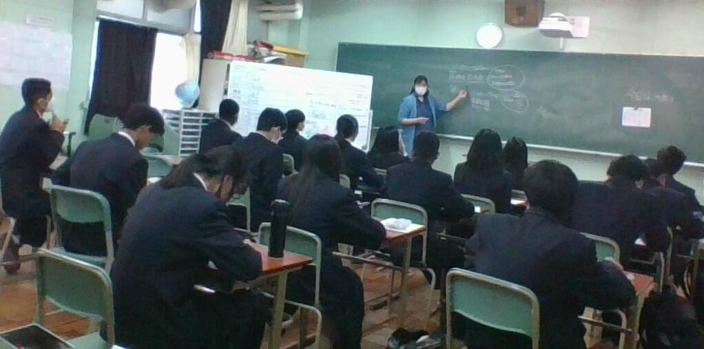 日本語学習会の模様