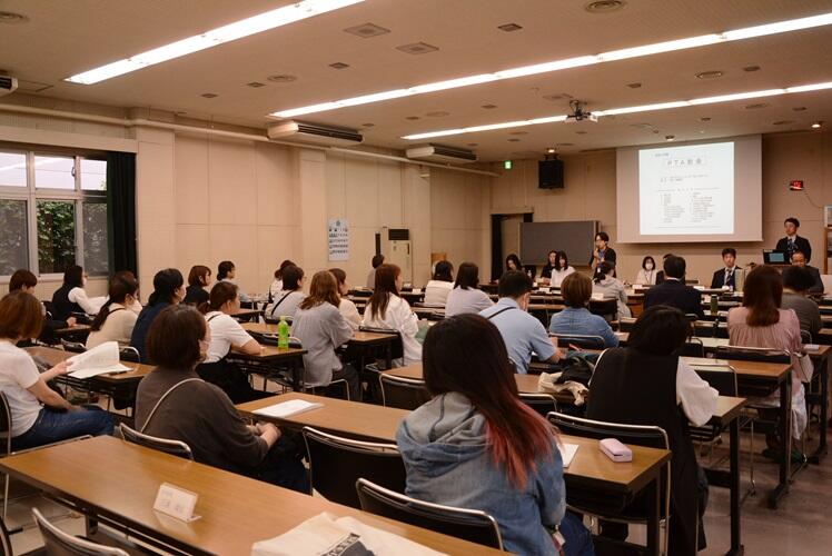 PTA総会の様子