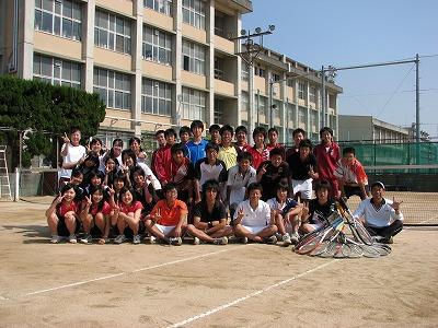 https://www2.osaka-c.ed.jp/izumi/soft_tennis.jpg
