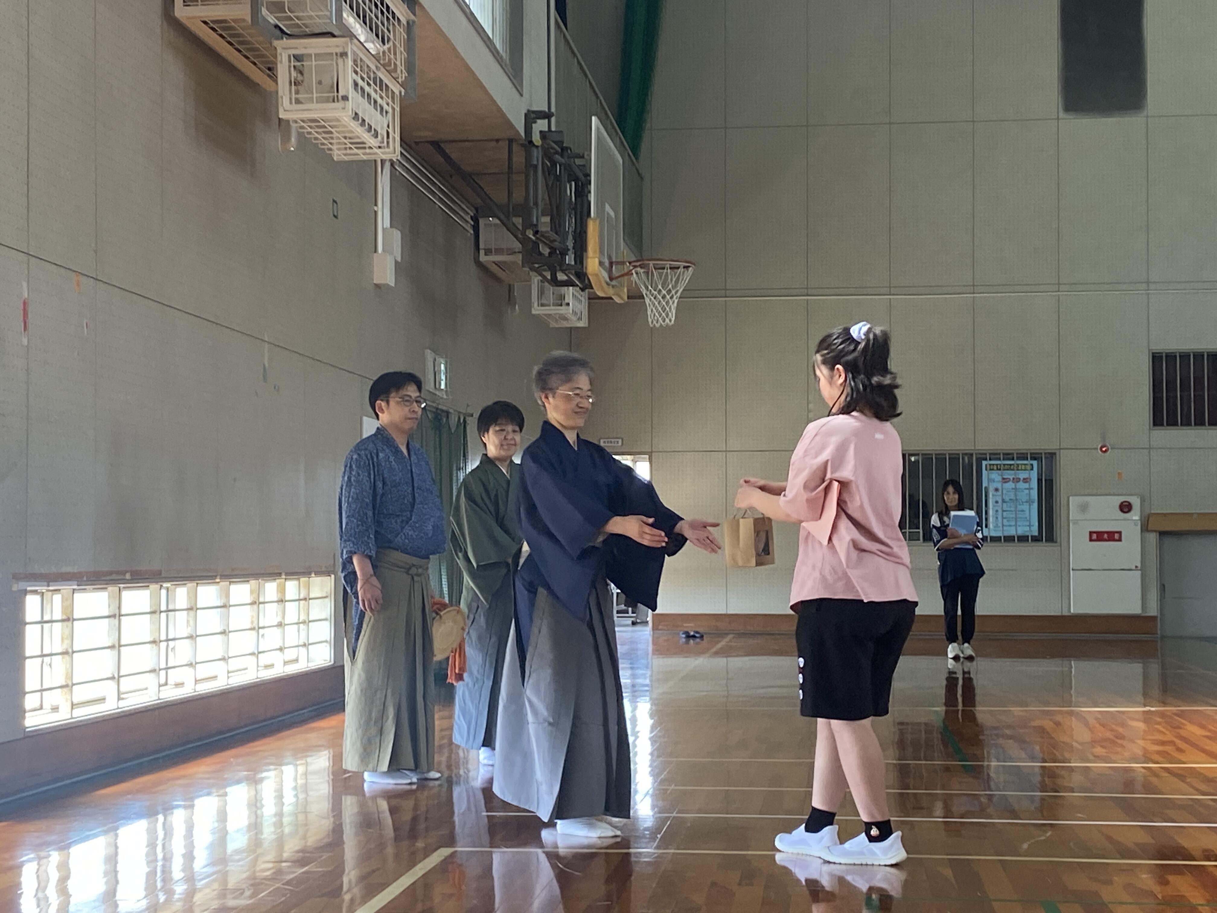 芸術鑑賞会① (2).JPG