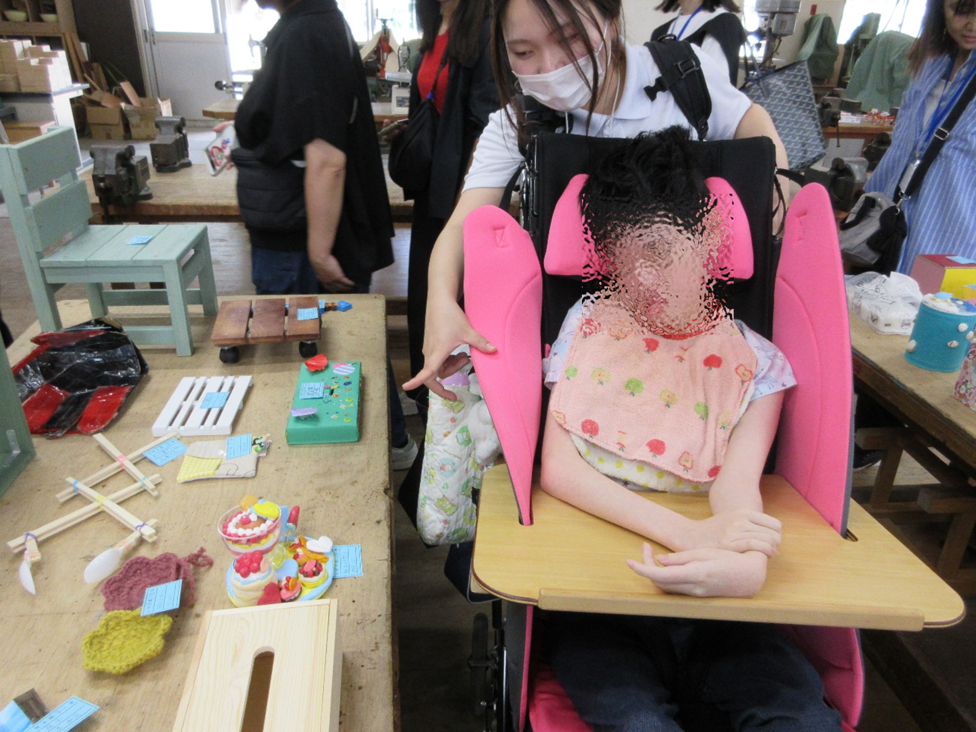 1010 chu F kouryuu01.png