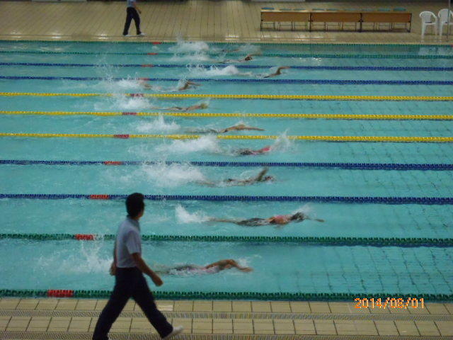 swim2.JPG