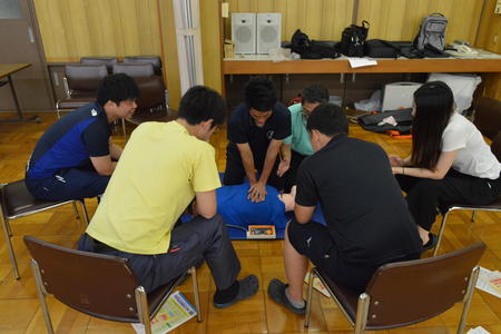 心肺蘇生法実技講習会を実施しました。