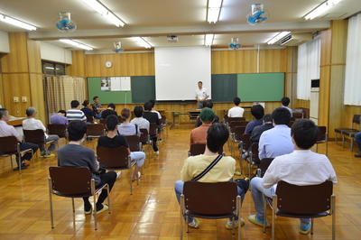 全校集会を行いました。