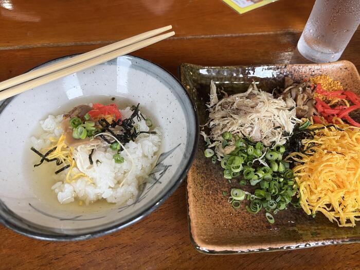 6/11 修学旅行③ 鶏飯•ハブショー