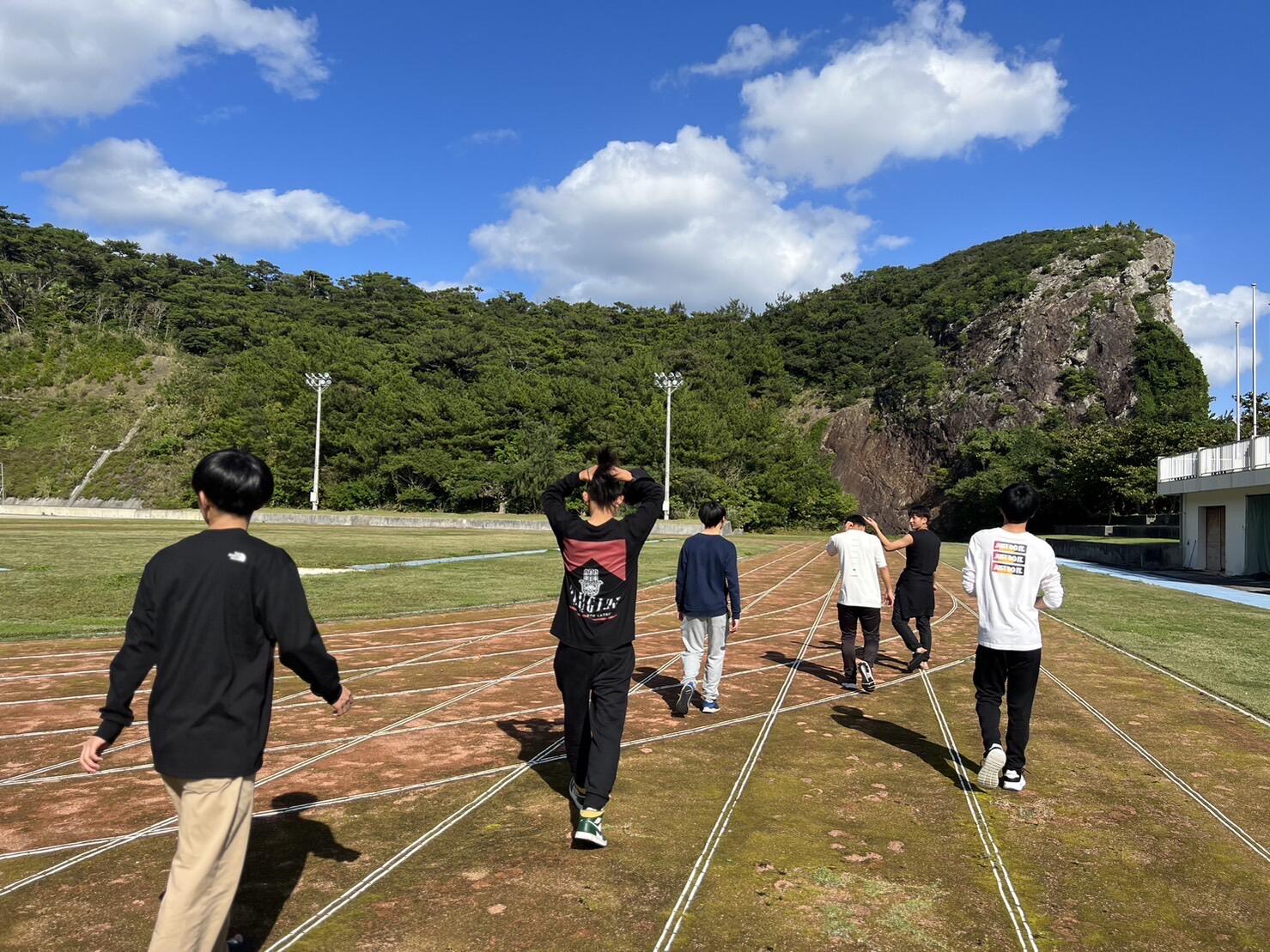 家業体験 (民泊No33班) (伊平屋島) (2日目午後) (生徒による撮影) 03.jpg