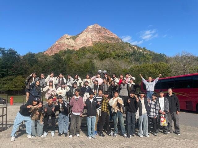 10月15日 2年 修学旅行2日目（2,3組 昭和新山クマ牧場コース）