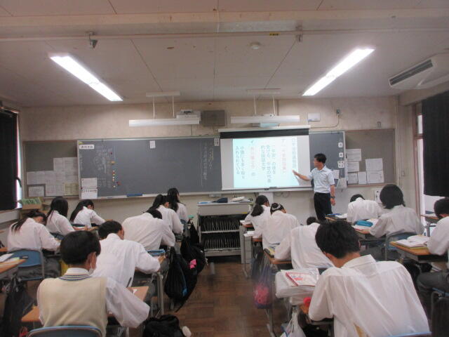 授業見学 2年「古典探究」