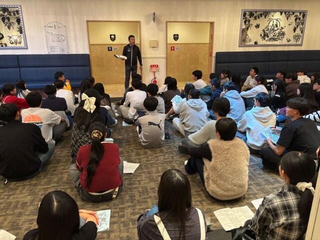 10月14日 2年 修学旅行1日目（室長会議）