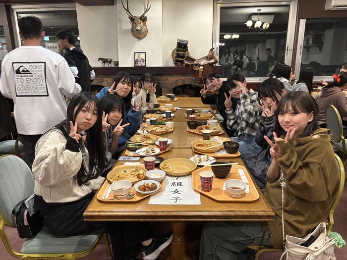 10月16日2年修学旅行3日目(夕食バイキング)