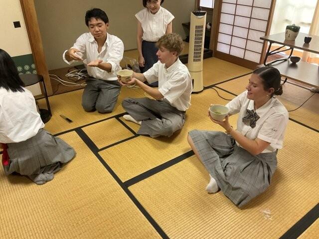 7月18日 留学生と茶道体験!