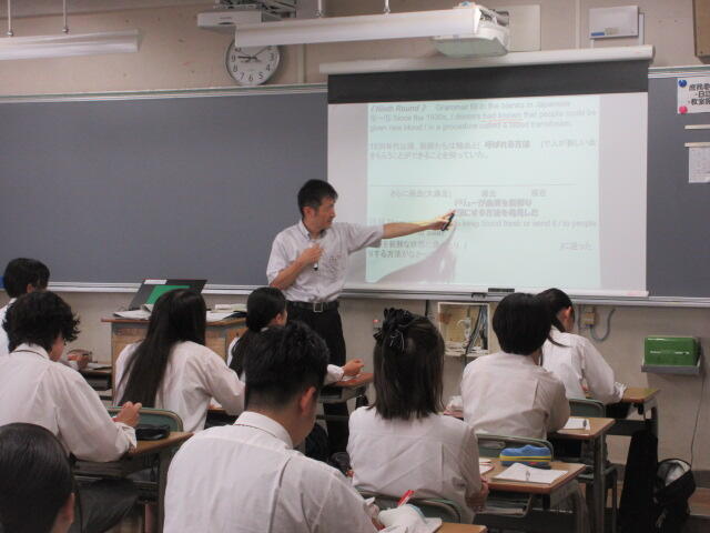 授業見学 「英語コミュニケーションⅢα」 blood is blood
