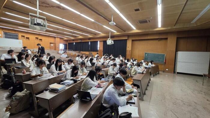7月9日 ベネッセ大学入試分析説明会