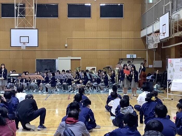 「IZUTOMIDAY(交流及び共同学習)」吹奏楽部が和泉支援学校を訪問