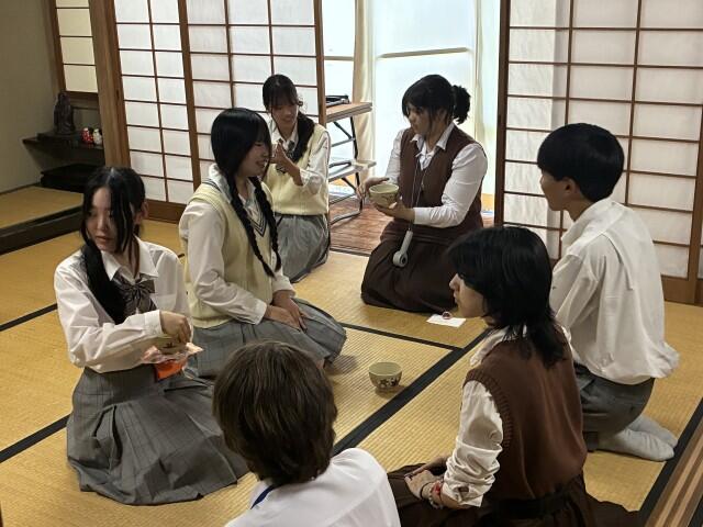 7月17日 国際交流5日目「茶道部との交流」