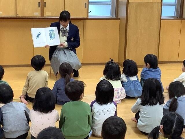 11月14日 絵本の出張読み聞かせ教室
