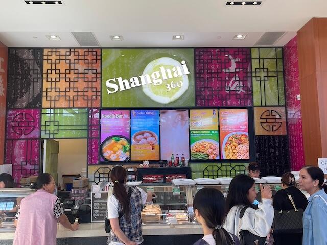 1フードコート店.JP.JPG