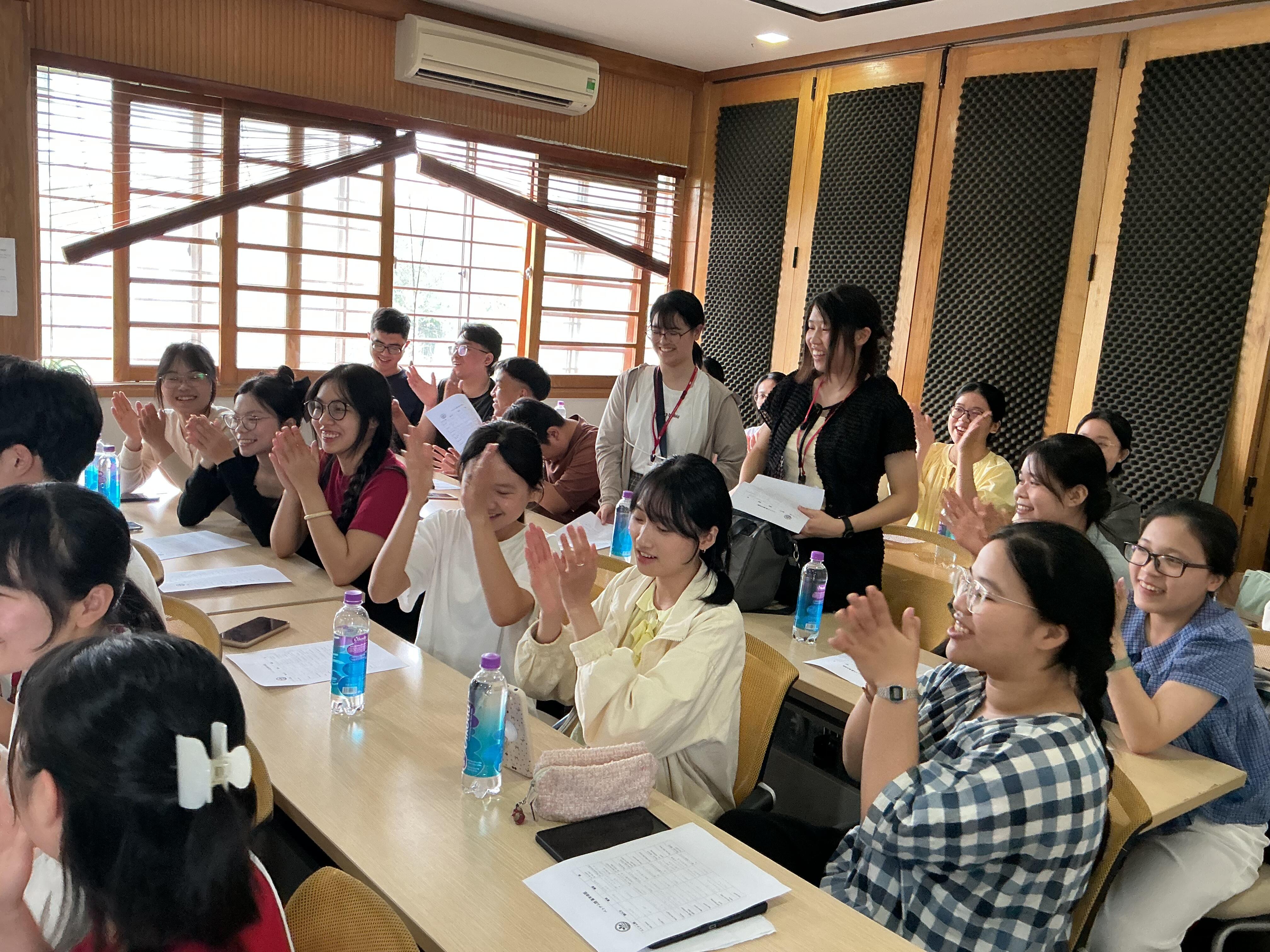 大学2.jpeg
