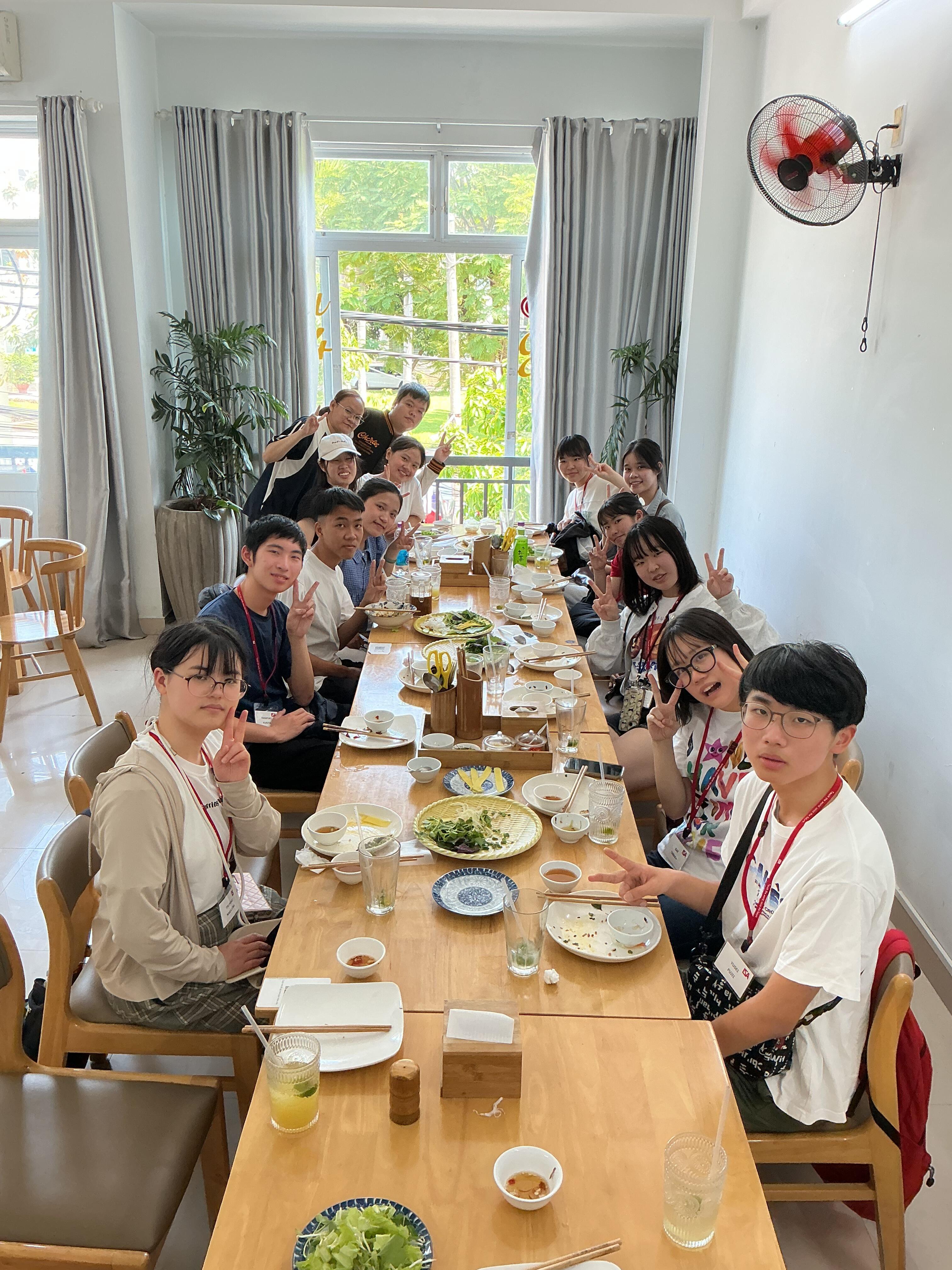 IMG_昼食会場.jpeg