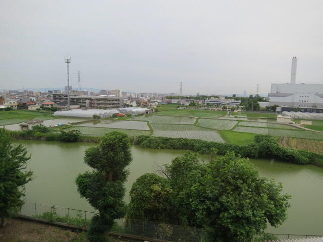 どんよりとした梅雨空です。大雨対策についてお知らせです。