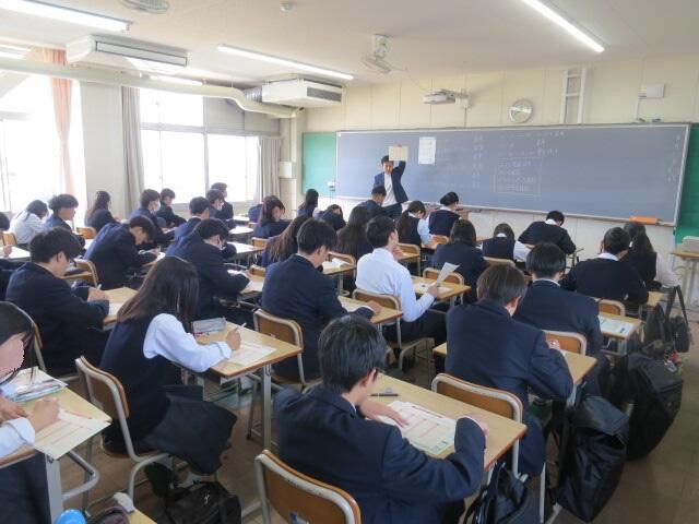 全学年が実力テストで頑張っています!