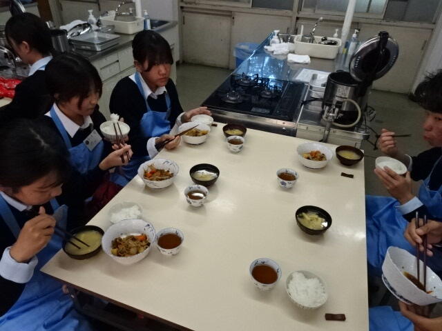 1030_調理実習 (2).JPG