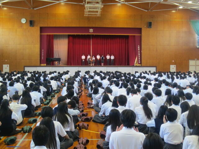 生徒会後期役員選挙の様子です。