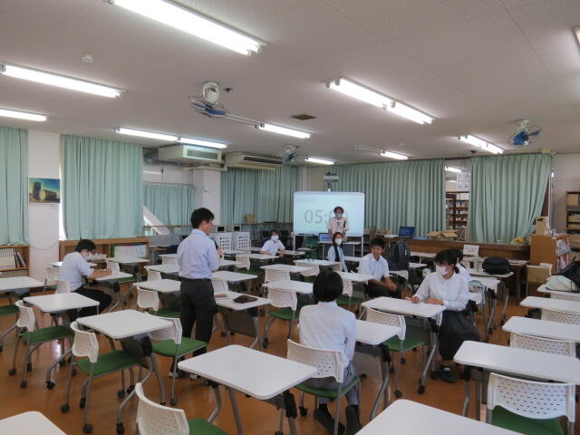 0716_第1回ビブリオバトル (1).JPG