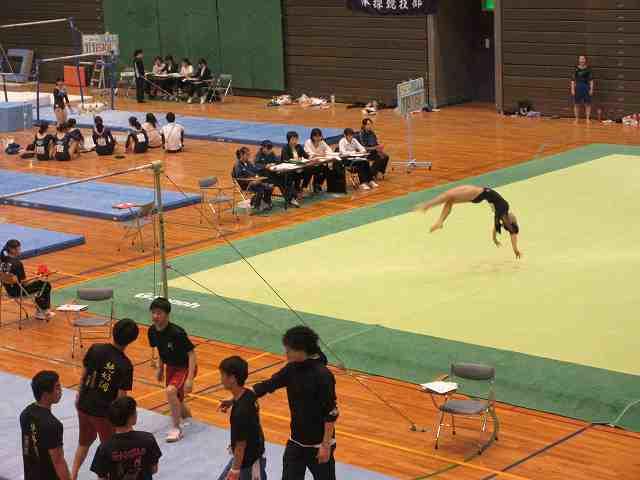 器械体操部 春季大会(2部) 女子団体総合5位