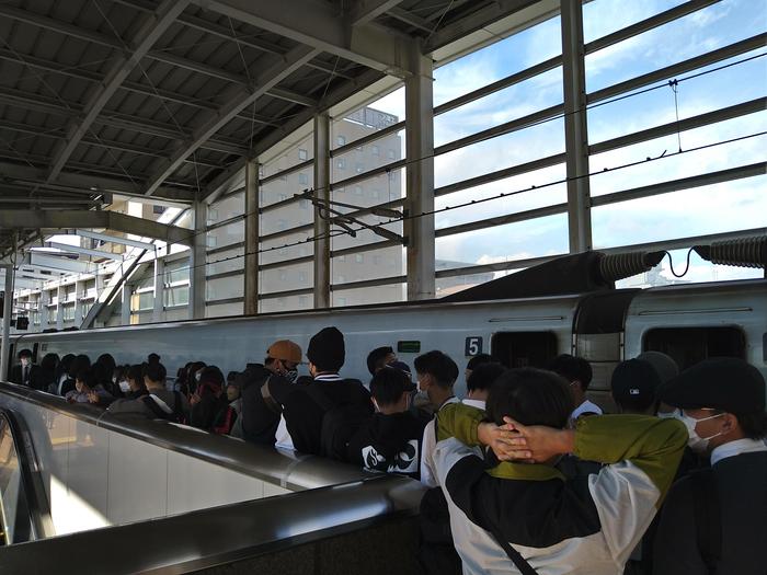 ７５期２年生南九州修学旅行A団鹿児島中央駅到着