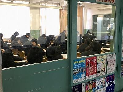 ３年生の学年末考査のはじまる