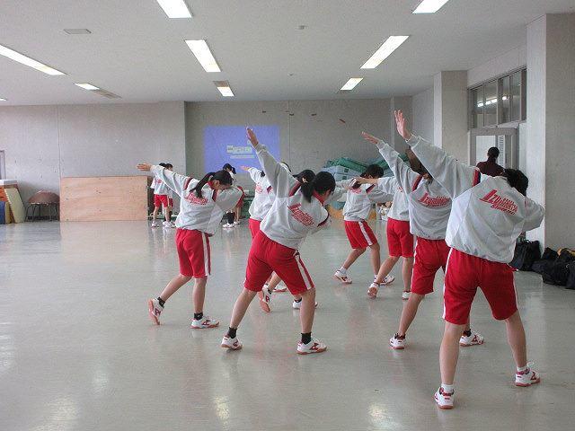 授業見学 74期1年生 体育「ダンス」