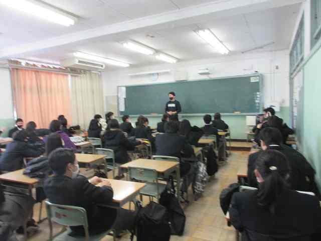 2学期終業式を行いました。