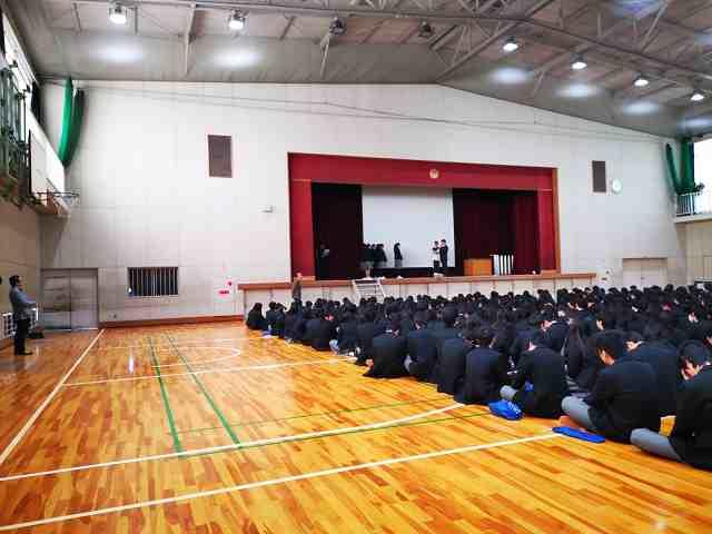 2学期終業式を行いました。