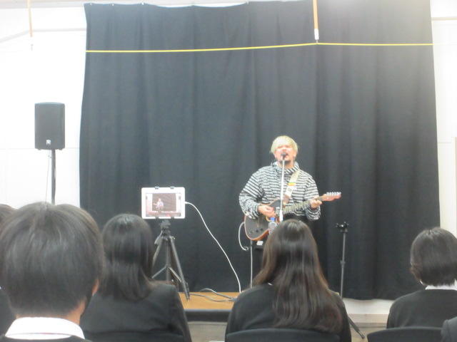 人権公演会 染谷西郷さんトーク&ライブ