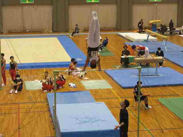 新人大会 体操部 種目別ゆか1位(男子3部)