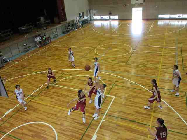 堺種目別バスケットボール大会 女子バスケットボール部 準々決勝 健闘
