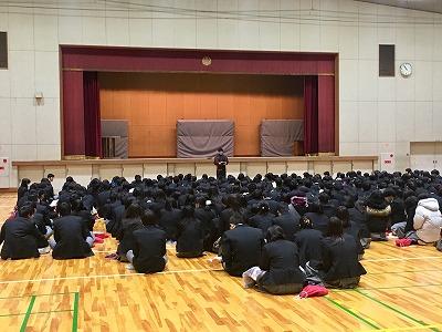 3年学年末考査終わる。