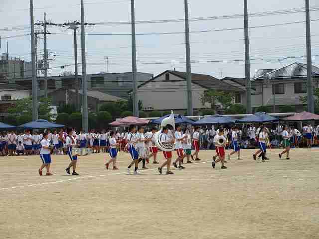 体育祭 クラブ対抗リレーオープニング 吹奏楽部マーチング