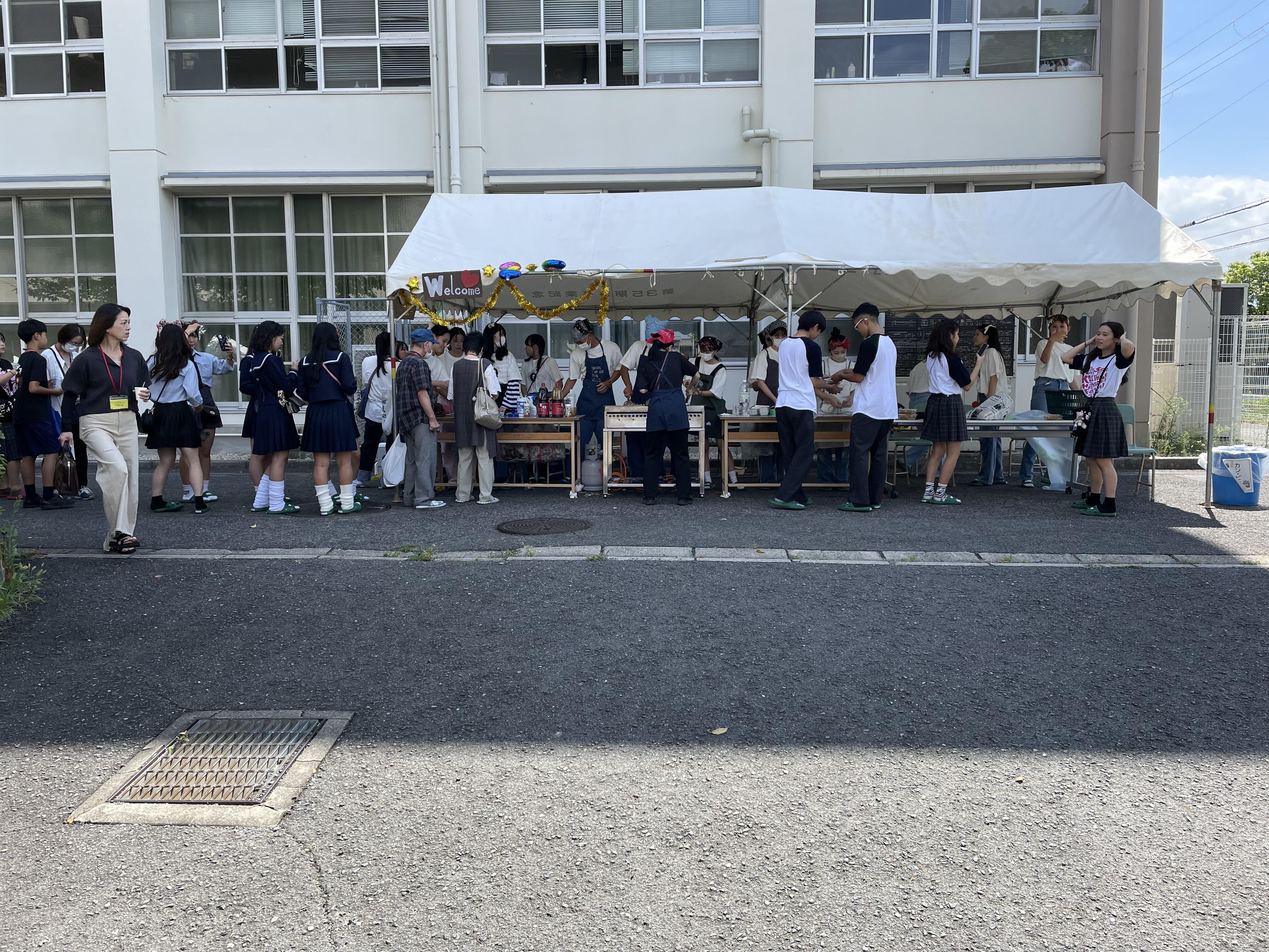 962e7c5571ac26372f098ebcb122895145115879.jpeg