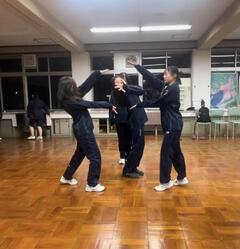 ダンス同好会【ブログ用①】.jpeg