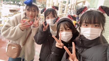 1673847719947_copy_426x240.jpg