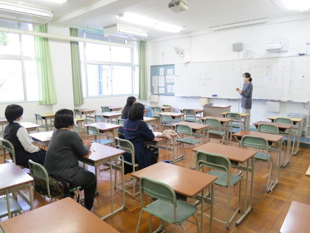 021_学校説明会 (11).JPG