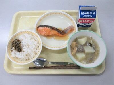 令和4年11月22日（火）の給食