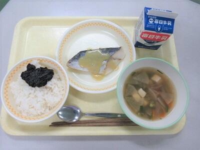 令和4年11月7日(月)の給食