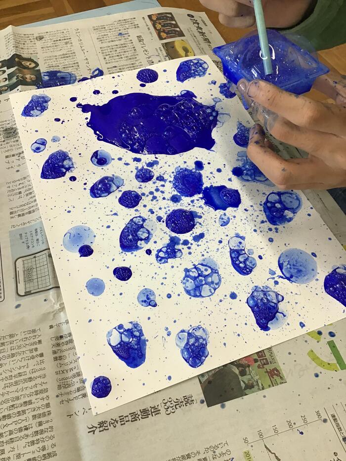 シャボン玉アート。