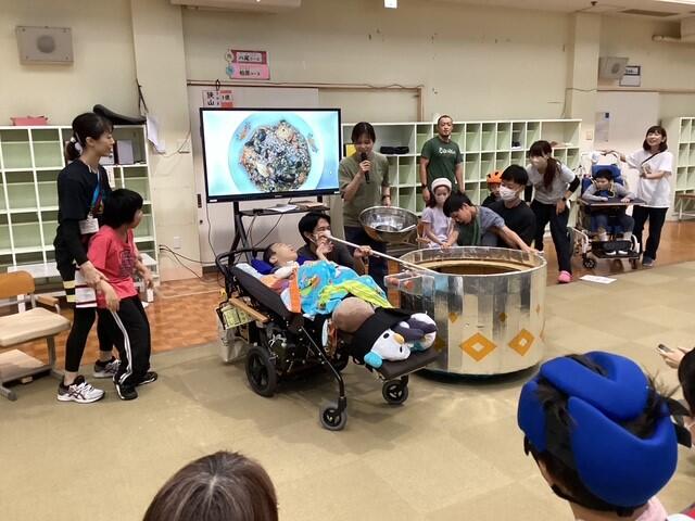 全校集会の様子