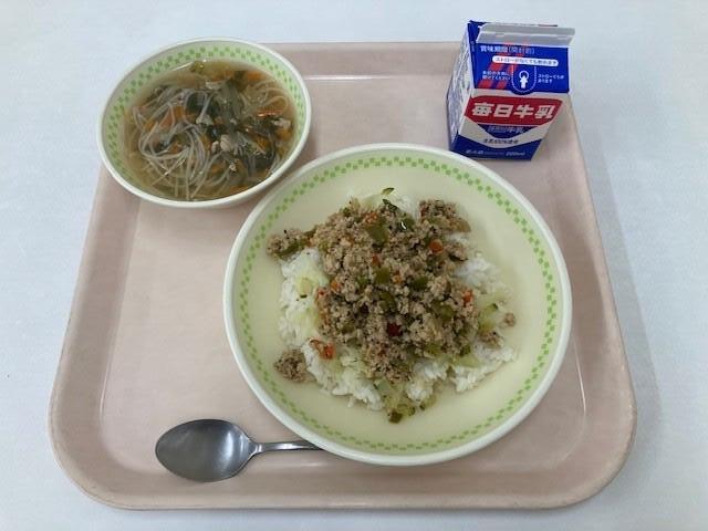 🌟今日は高等部スペシャル給食の日🌟