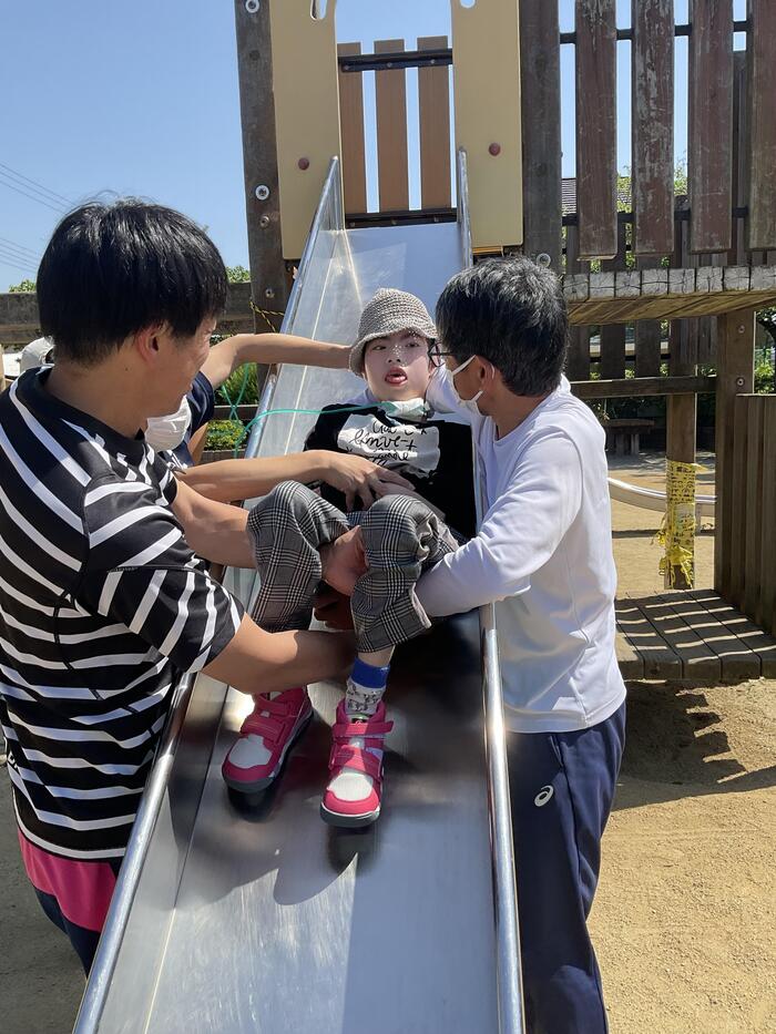 授業風景（小６大正公園）