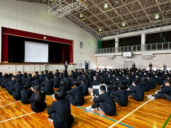 LINE_ALBUM_令和8年度前期始業式_260408_11.jpg